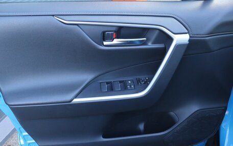 Toyota RAV4, 2021 год, 3 119 000 рублей, 12 фотография