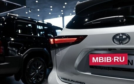 Toyota Highlander, 2026 год, 5 690 000 рублей, 9 фотография