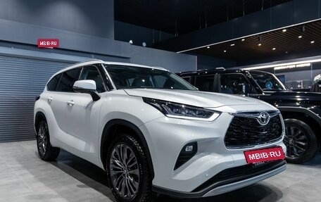 Toyota Highlander, 2026 год, 5 690 000 рублей, 2 фотография