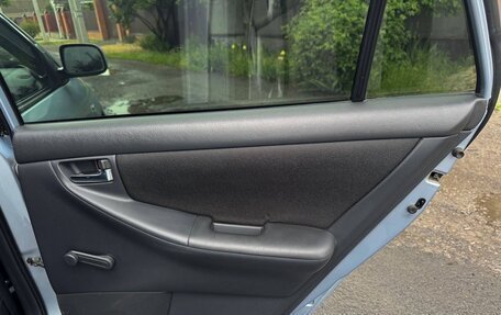 Toyota Corolla, 2004 год, 670 000 рублей, 17 фотография