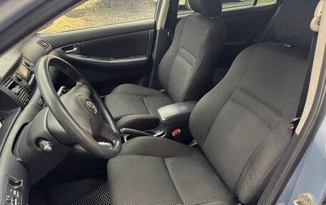 Toyota Corolla, 2004 год, 670 000 рублей, 15 фотография