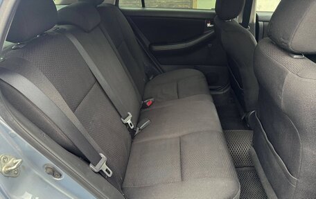 Toyota Corolla, 2004 год, 670 000 рублей, 19 фотография