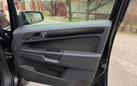 Opel Zafira B, 2008 год, 695 000 рублей, 18 фотография