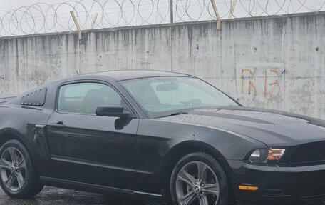 Ford Mustang VI рестайлинг, 2009 год, 2 050 000 рублей, 1 фотография