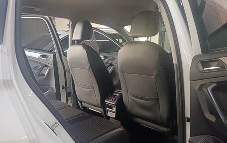 Volkswagen Tiguan II, 2021 год, 1 400 173 рублей, 8 фотография