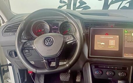 Volkswagen Tiguan II, 2021 год, 1 400 173 рублей, 15 фотография