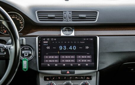 Volkswagen Passat B7, 2011 год, 968 000 рублей, 21 фотография