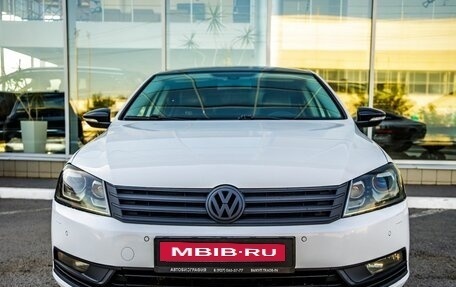Volkswagen Passat B7, 2011 год, 968 000 рублей, 2 фотография