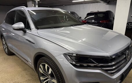 Volkswagen Touareg III, 2018 год, 5 100 000 рублей, 2 фотография