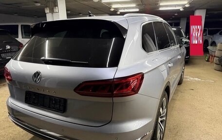 Volkswagen Touareg III, 2018 год, 5 100 000 рублей, 3 фотография