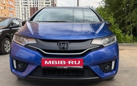 Honda Fit III, 2014 год, 950 000 рублей, 10 фотография