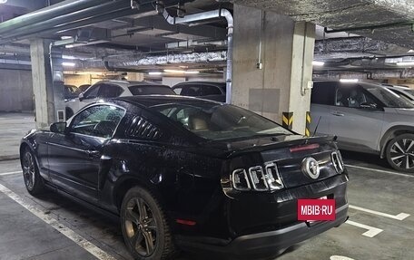 Ford Mustang VI рестайлинг, 2009 год, 2 050 000 рублей, 7 фотография