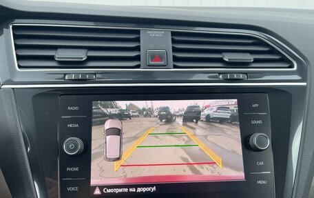 Volkswagen Tiguan II, 2018 год, 2 650 000 рублей, 22 фотография