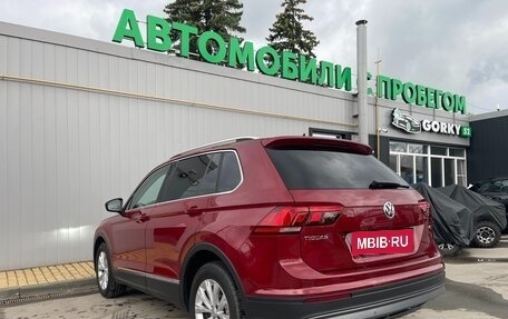 Volkswagen Tiguan II, 2018 год, 2 650 000 рублей, 7 фотография