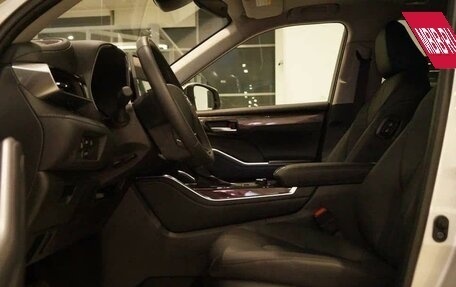 Toyota Highlander, 2025 год, 5 600 000 рублей, 9 фотография
