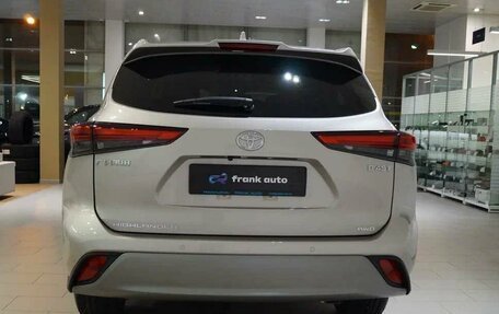 Toyota Highlander, 2025 год, 5 600 000 рублей, 19 фотография