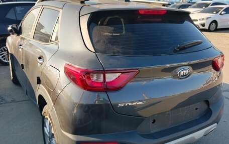 KIA Stonic, 2020 год, 1 760 000 рублей, 5 фотография