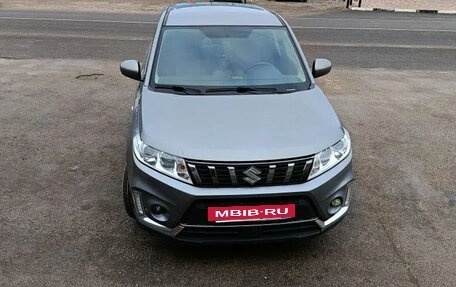 Suzuki Vitara II рестайлинг, 2021 год, 2 260 000 рублей, 2 фотография