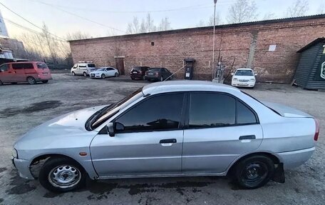 Mitsubishi Lancer VII, 1998 год, 135 000 рублей, 2 фотография