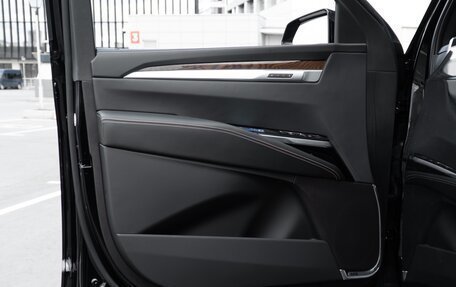 Cadillac Escalade V, 2025 год, 19 650 000 рублей, 10 фотография