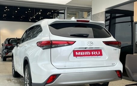 Toyota Highlander, 2026 год, 5 799 000 рублей, 4 фотография