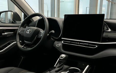 Toyota Highlander, 2026 год, 5 799 000 рублей, 28 фотография