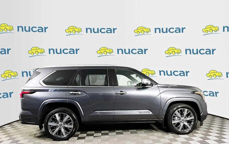 Toyota Sequoia, 2023 год, 11 525 711 рублей, 5 фотография