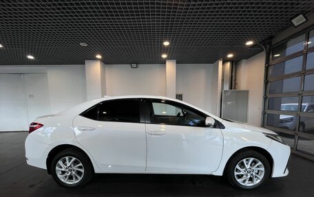 Toyota Corolla, 2018 год, 1 710 000 рублей, 2 фотография