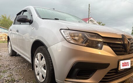 Renault Logan II, 2018 год, 560 000 рублей, 2 фотография