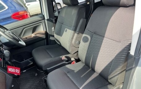 Toyota Roomy I, 2020 год, 1 100 000 рублей, 9 фотография