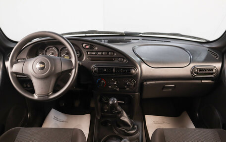 Chevrolet Niva I рестайлинг, 2018 год, 859 000 рублей, 10 фотография