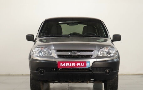 Chevrolet Niva I рестайлинг, 2018 год, 859 000 рублей, 3 фотография