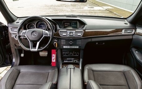 Mercedes-Benz E-Класс, 2016 год, 2 055 000 рублей, 17 фотография