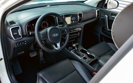 KIA Sportage IV рестайлинг, 2018 год, 1 545 000 рублей, 13 фотография