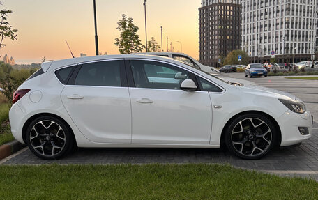 Opel Astra J, 2012 год, 910 000 рублей, 4 фотография