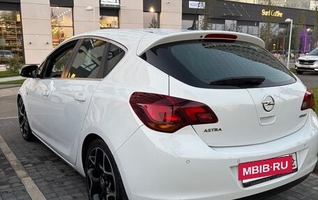 Opel Astra J, 2012 год, 910 000 рублей, 6 фотография
