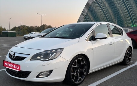 Opel Astra J, 2012 год, 910 000 рублей, 8 фотография