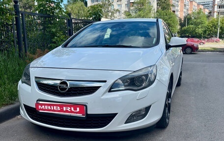Opel Astra J, 2012 год, 910 000 рублей, 15 фотография