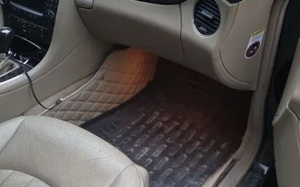 Mercedes-Benz CLS, 2006 год, 1 300 000 рублей, 10 фотография