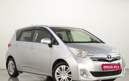 Toyota Ractis II, 2013 год, 889 000 рублей, 2 фотография