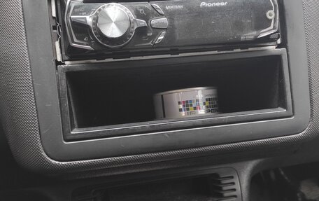 Volkswagen Polo III рестайлинг, 2000 год, 285 000 рублей, 10 фотография