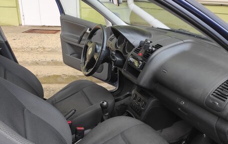 Volkswagen Polo III рестайлинг, 2000 год, 285 000 рублей, 7 фотография