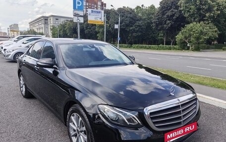 Mercedes-Benz E-Класс, 2018 год, 3 400 000 рублей, 2 фотография
