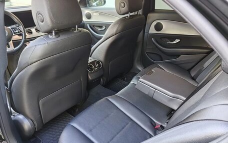Mercedes-Benz E-Класс, 2018 год, 3 400 000 рублей, 11 фотография