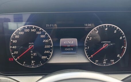 Mercedes-Benz E-Класс, 2018 год, 3 400 000 рублей, 8 фотография