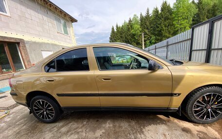 Volvo S60 III, 2001 год, 280 000 рублей, 4 фотография