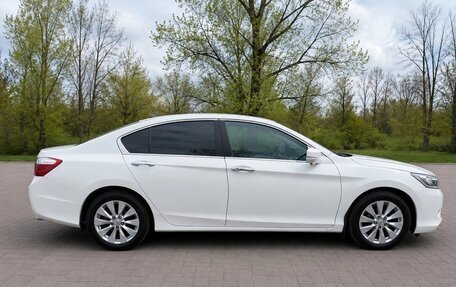 Honda Accord IX рестайлинг, 2013 год, 1 350 000 рублей, 4 фотография