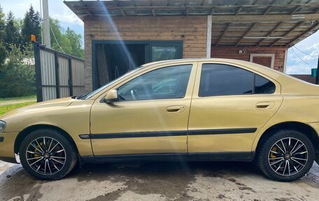 Volvo S60 III, 2001 год, 280 000 рублей, 3 фотография