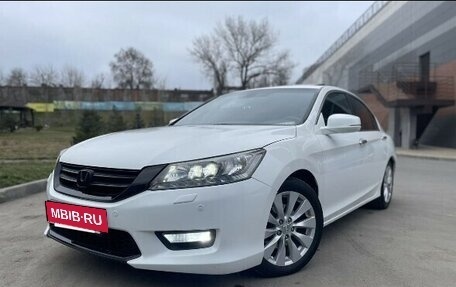 Honda Accord IX рестайлинг, 2013 год, 1 350 000 рублей, 7 фотография