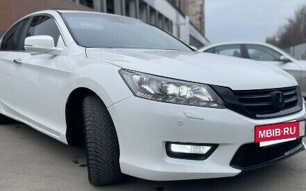 Honda Accord IX рестайлинг, 2013 год, 1 350 000 рублей, 5 фотография